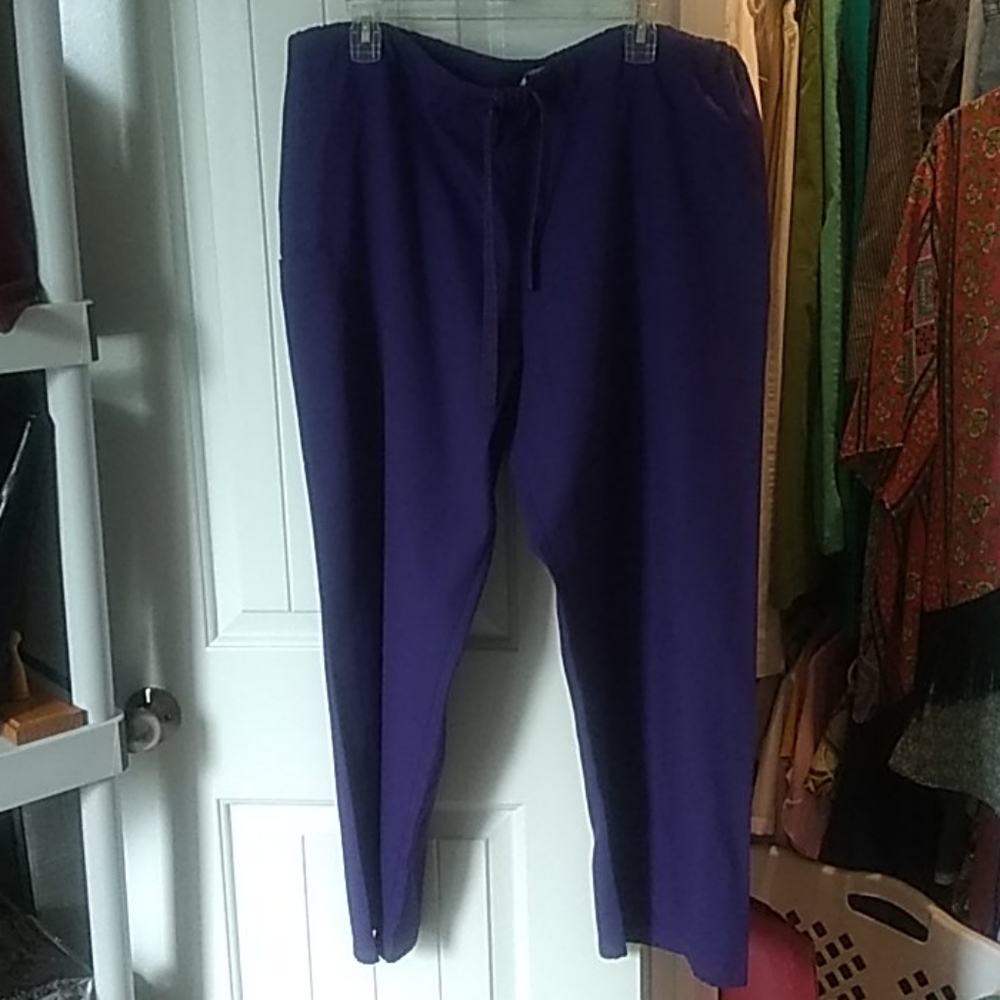 Scrub pants